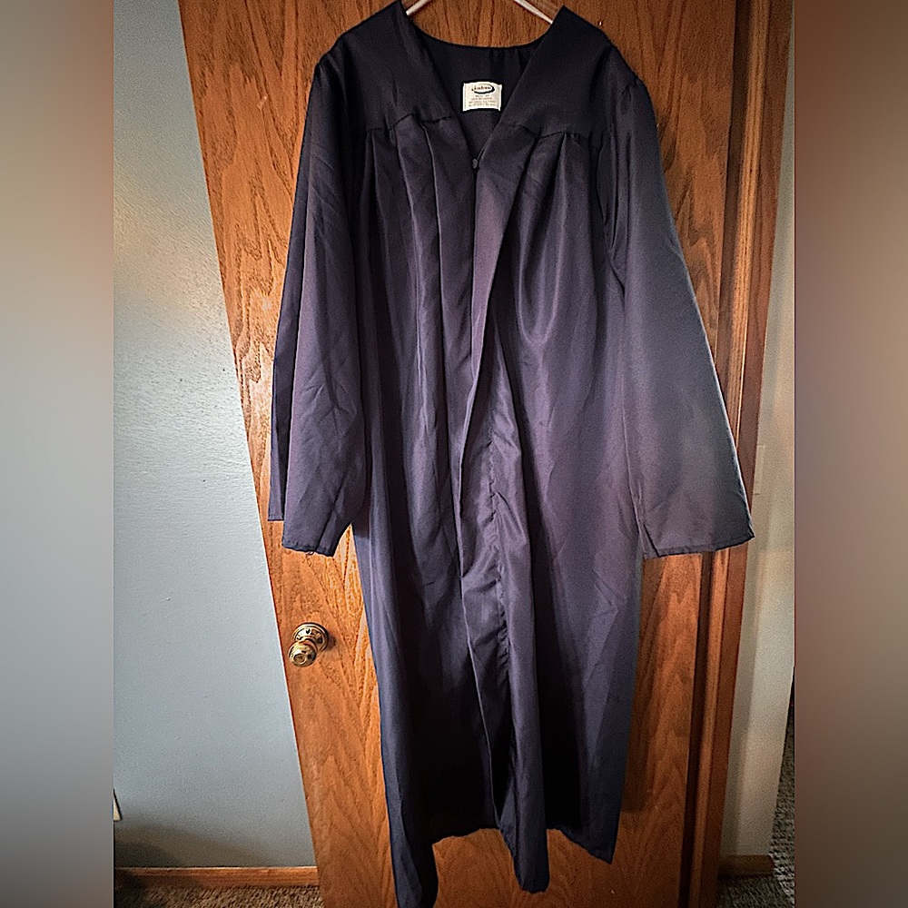 Jostens Navy Graduation Gown Gem